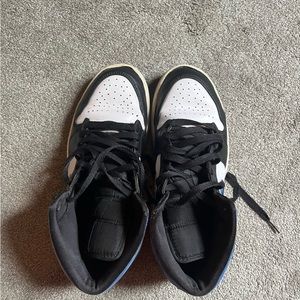 Men’s size 8 Nike air Jordan’s